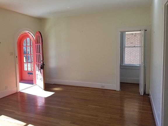 5th image of 1642 Norfolk St #1