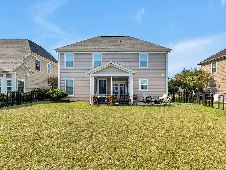 111 Martello Rd — Photo 37