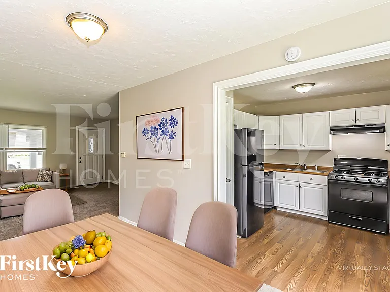 1397 Davine Dr — Photo 6