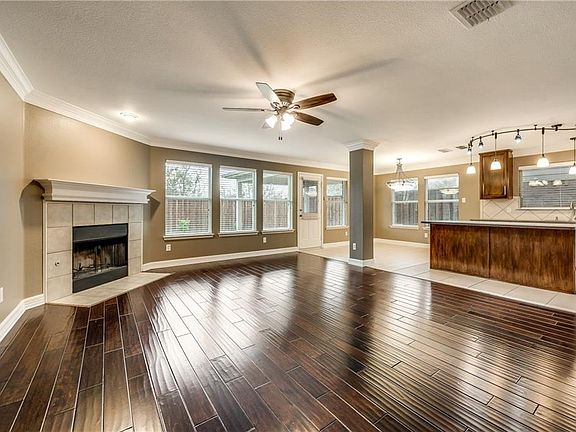 2nd image of 2023 Highland Dr