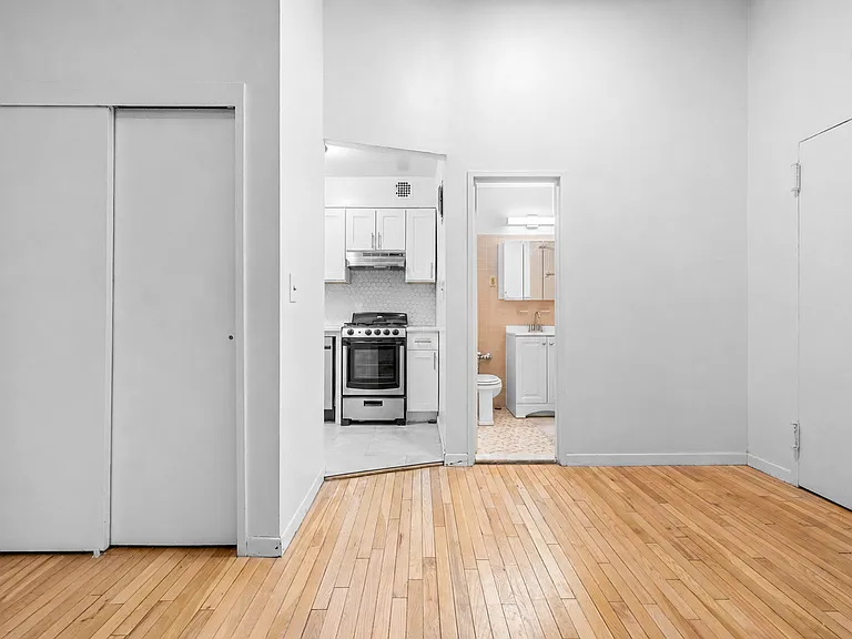 46 W 87th St #1B — Photo 5