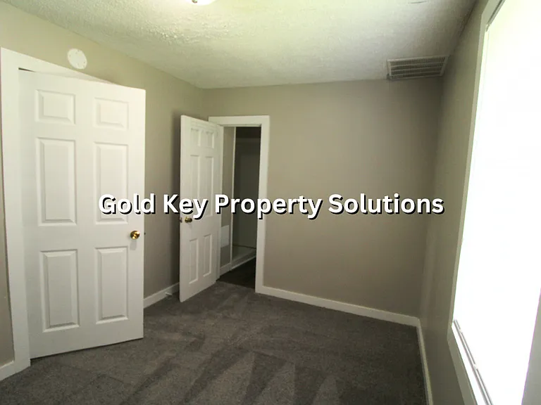 1712 S Mulberry St — Photo 15