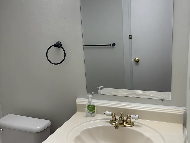 50 Roosevelt Blvd — Photo 7