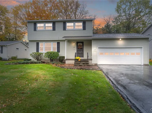 104 Whiskwood Ln, Minoa, NY 13116