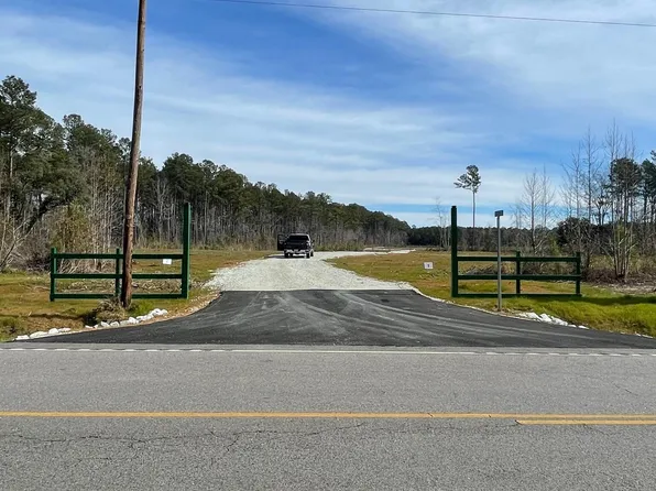 430 Sandridge Acres Trl, Holly Hill, SC 29059