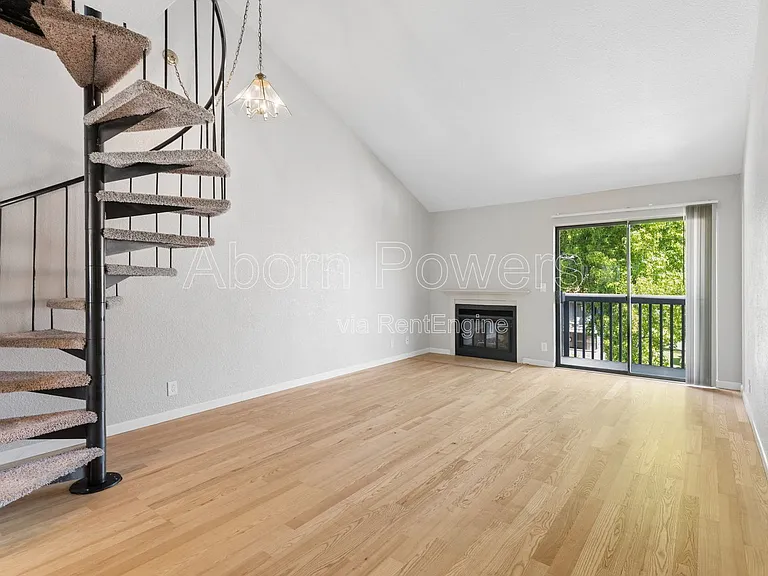 3180 Country Club Dr #3B — Photo 1