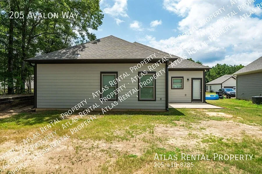 New Listing! 205 Avalon Way Clanton, AL 35045 — Photo 3