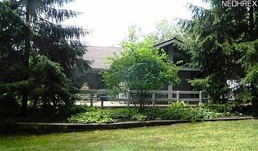 4th image of 515-1 Deer Run