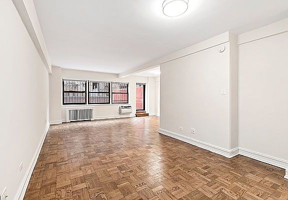 1st image of 225 E 70th St APT 1A