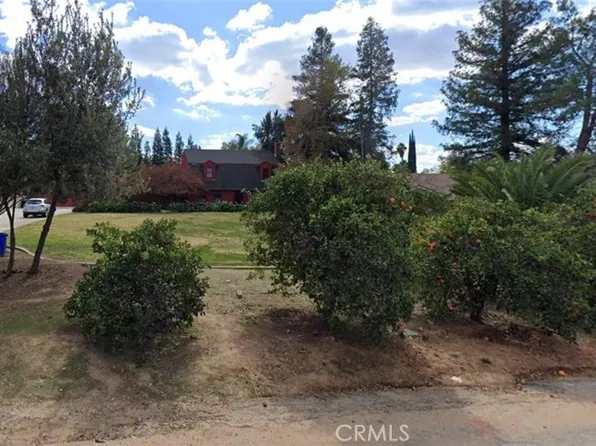 30577 7th Ave, Crafton, CA 92374