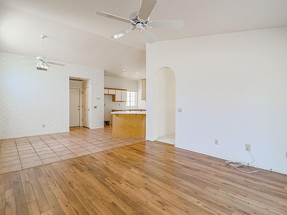 5th image of 10442 E Twilight Dr