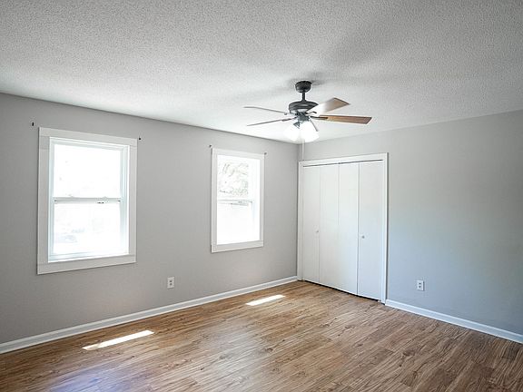 5th image of 2398 Winston Way