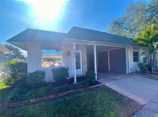 889 Sky Loch Dr S, Dunedin, FL 34698
