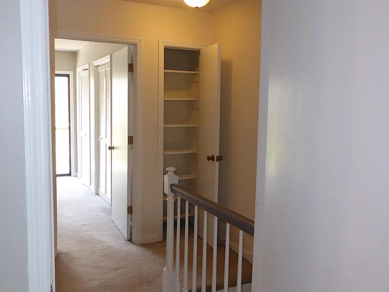 2nd floor hall and linen closet