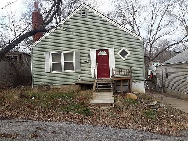 1st image of 8814 E 9th St
