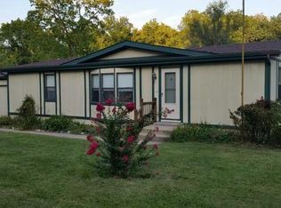 4901 W Christie Cir, Blue Springs, MO 64015