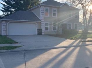 505 S Village Cir, Columbia, MO 65203