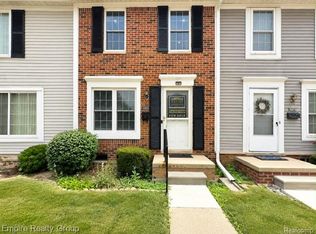 36826 Park Place Dr, Sterling Heights, MI 48310
