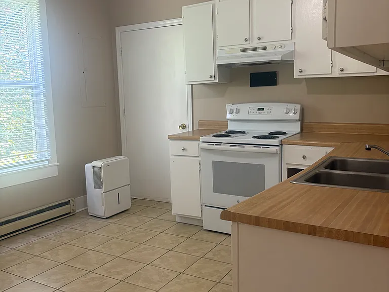 3207 Walnut St W #1 — Photo 1