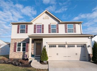 5401 Marshview Ln, Mentor, OH 44060