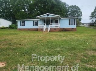 597 Latham Rd, Easley, SC 29640