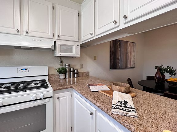 2x2 Kitchen, Under the Counter Microwave