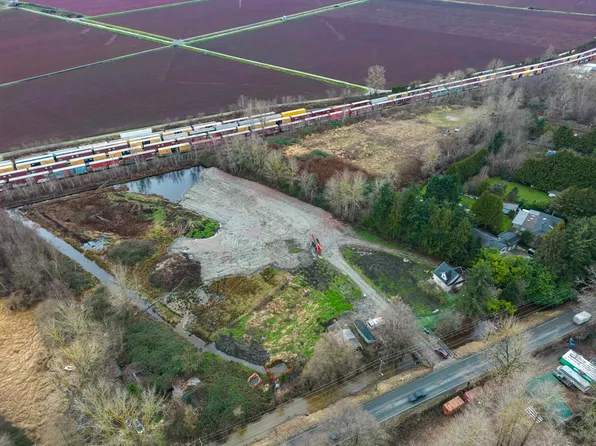 17260 River Rd, Richmond, BC V6V 1L9