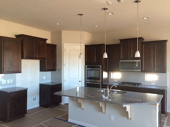 5th image of 3002 Tempe Dr