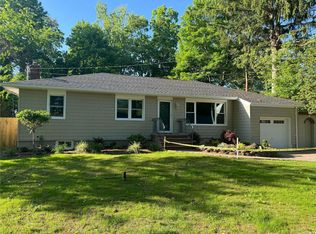 10 Daywood Ct, East Northport, NY 11731