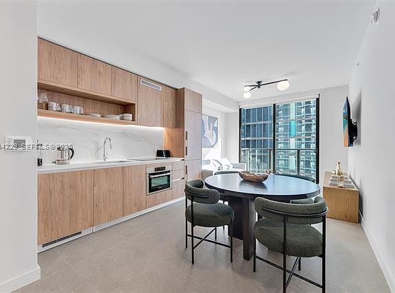 3rd image of 11 NE 6th Ave #2403