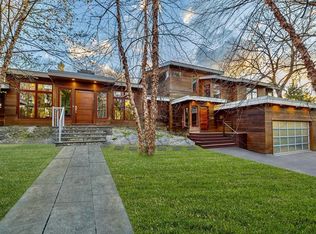 1086 Walnut St, Newton, MA 02461