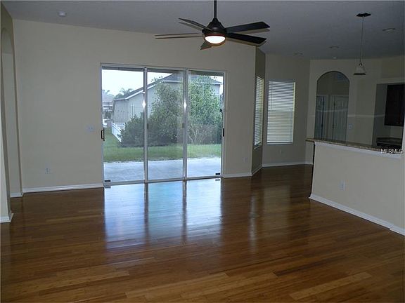 5th image of 23301 Abercorn Ln