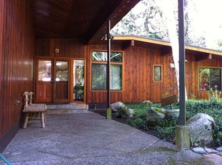 13315 108th Ave SW, Vashon, WA 98070