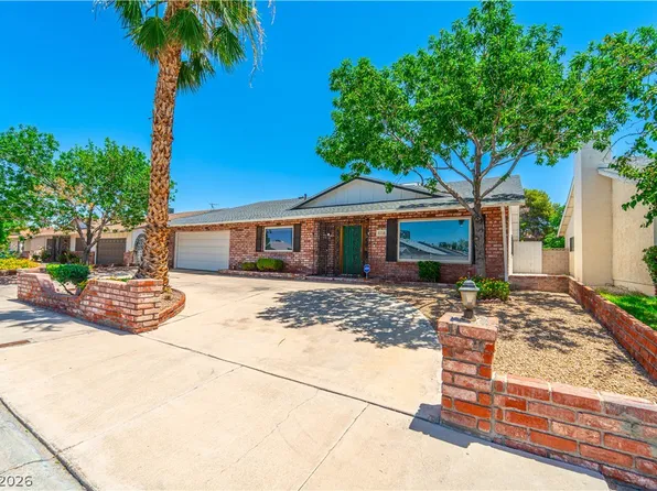 4656 Skyland Dr, Las Vegas, NV 89121