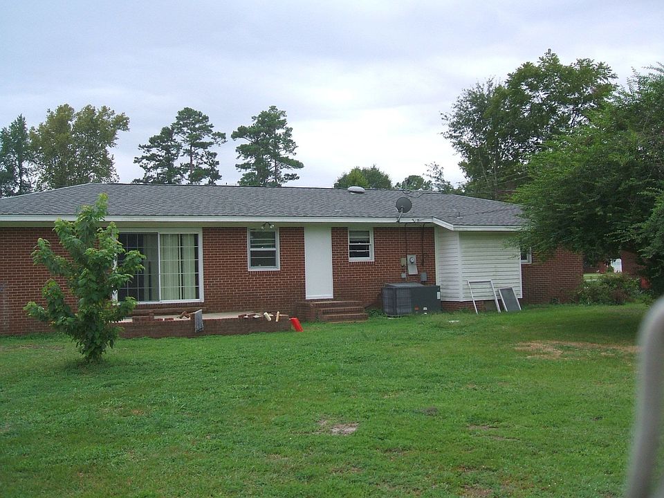2nd image of 213 Heritage Park Dr
