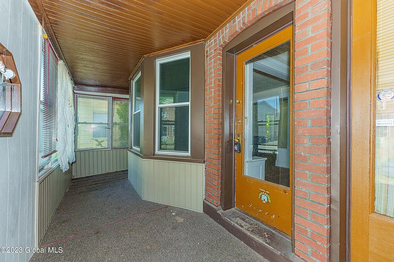 4th image of 4 Bogart Terrace