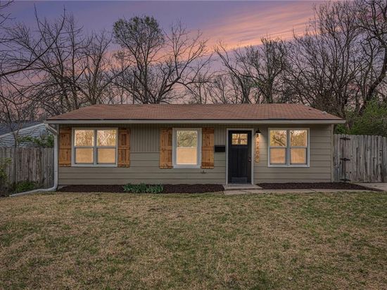 7406 E 51st St, Kansas City, MO 64129