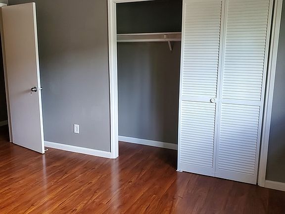 3rd image of 9254 Corinthian Cir #92