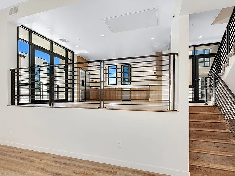 503 N Santa Anita Ave #E — Photo 4