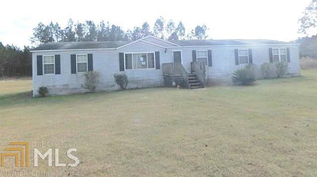2nd image of 3817 Bennett Rd