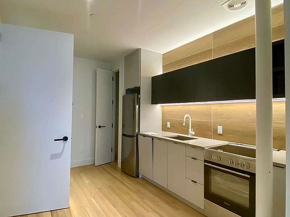 2nd image of 287 Powers St APT 3C
