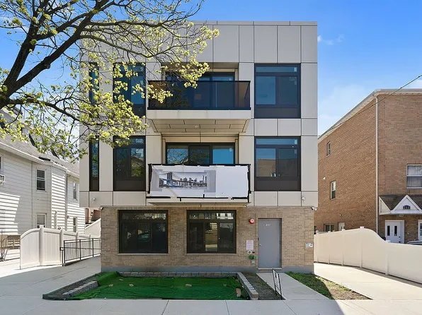 207 Bay 35 St #3A, Brooklyn, NY 11214