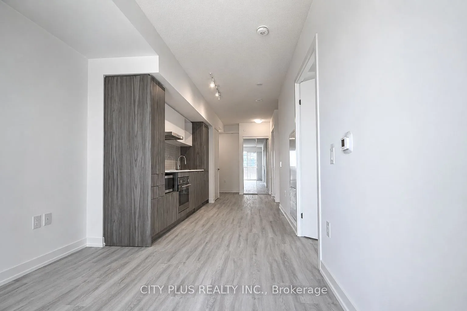2 bed, $2,650 — Photo 4