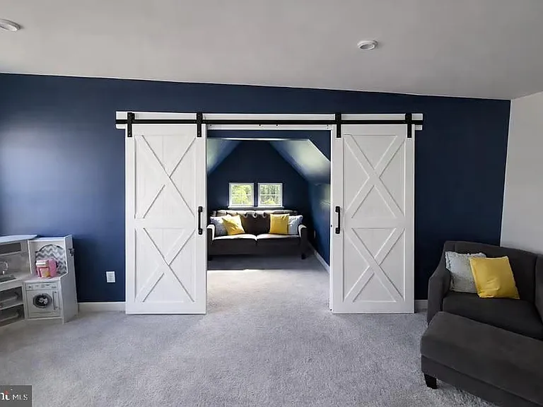 9705 Blandwood Way — Photo 15
