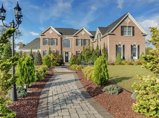 20 Grant Dr, Cream Ridge, NJ 08514