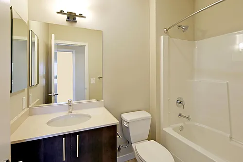 3220 81st Pl SE Photo 1