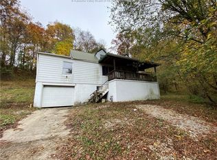 50 Kellerman Ln, Dunbar, WV 25064