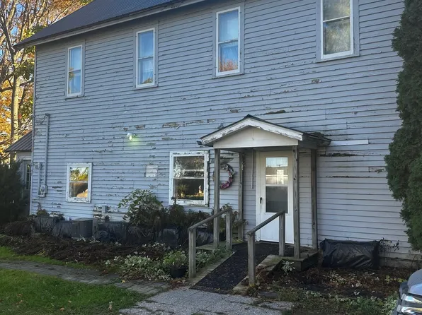 5286 N Hope Rd, Hope, MI 48628