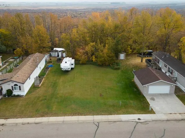 15 Mackenzie Dr, Sedgewick, AB T0B 4C0