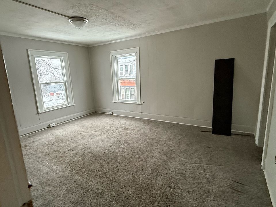 1st image of 323 Sterling St #11537817